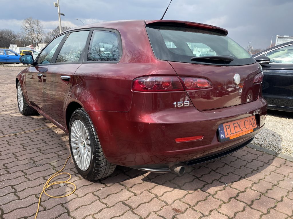 ALFA ROMEO 159 SW 1.9 JTD 16V Sportiva GARANCIA-KÖNYV-KEREKEK