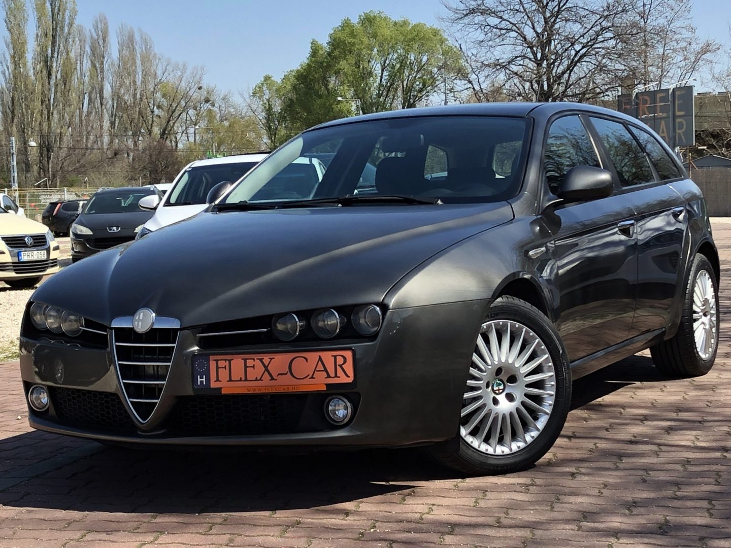 ALFA ROMEO 159 SW 1.9 JTDm 16V Progression 17-ES ALUKERÉK-SZERVIZKÖNYV!