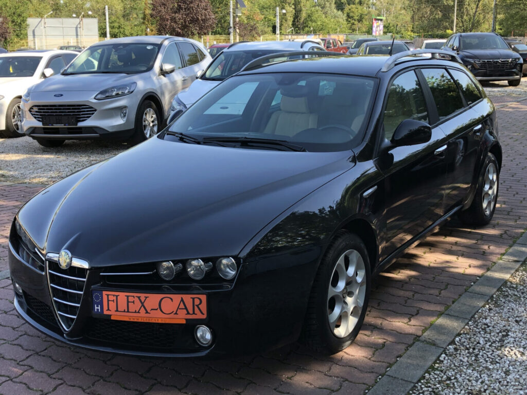 ALFA ROMEO 159 SW 1.9 JTD 16V Distinctive KIVÁLÓ ÁLLAPOT!!